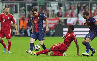 Barca luôn trên cơ Bayern, Pep xuất sắc hơn Mou