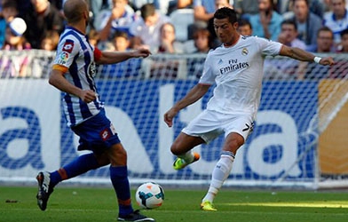 HLV Deportivo xem nhẹ Ronaldo