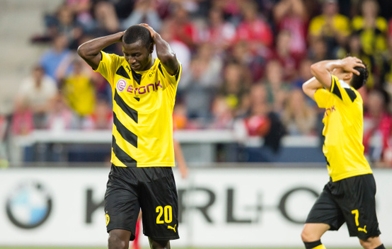 Mainz 05 2-0 Dortmund: Thua đau bởi người Nhật