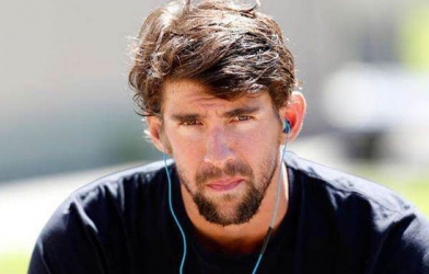Michael Phelps bị cảnh sát bắt giữ vì 'phóng nhanh vượt ẩu'