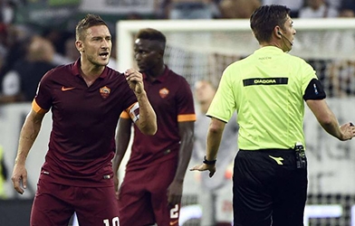 Totti uất ức: Roma không thua Juve mà thua trọng tài