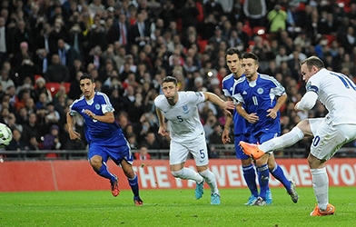 Anh 5-0 San Marino: Sư tử gầm vang