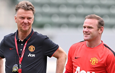Van Gaal cảnh báo Rooney