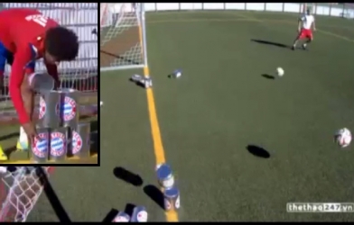 VIDEO: Thày trò Pep Guardiola thi sút bóng trúng lon