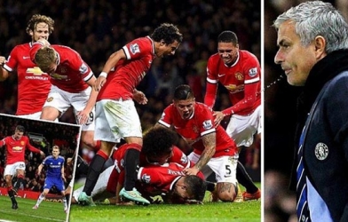 Chelsea mất 2 điểm: Có một Mourinho giận dữ và hài lòng