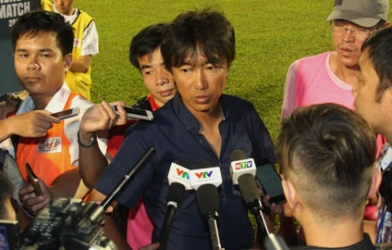 HLV Miura: ĐT Việt Nam chỉ chơi tốt 30 phút đầu