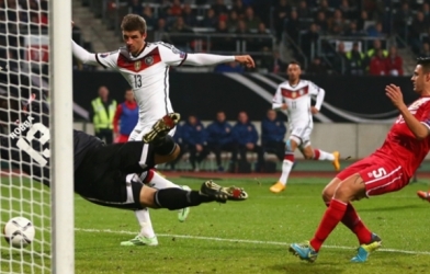 Video clip bàn thắng: Đức 4-0 Gibraltar - Chiến thắng đậm đà