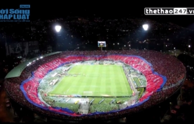 VIDEO: Banner cổ động lớn nhất của các CĐV đoàn kết nhất