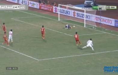 VIDEO: Phút 84 - Sai lầm của Nguyên Mạnh, Indonesia có bàn gỡ hòa (Việt Nam 2-2 Indonesia)
