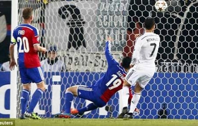 Basel 0-1 Real Madrid: Ronaldo sánh ngang Raul