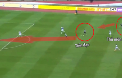 VIDEO: Thủ môn huyền thoại của Brazil ngậm trái đắng vì bắt chước Neuer