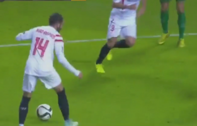 VIDEO: Tiền đạo thất sủng của Liverpool lập hatrick trong... 4 phút