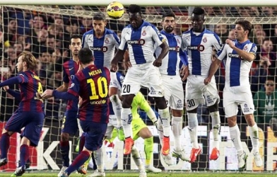 Video clip bàn thắng: Barcelona 5-1 Espanyol - Ronaldo gọi Messi trả lời
