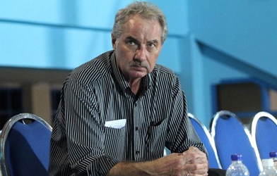 LĐBĐ Indonesia chính thức sa thải HLV A.Riedl