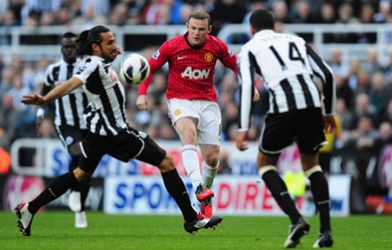 Rooney yêu cầu đồng đội thận trọng trước Newcastle