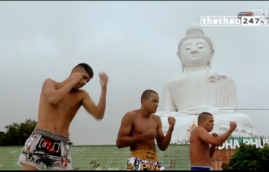 VIDEO: Các 'chiến binh' Muay Thái đã phải khổ luyện như thế nào