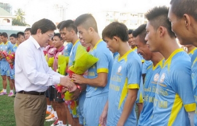 Thêm một tân binh đặt mục tiêu tối thiểu V-League 2015
