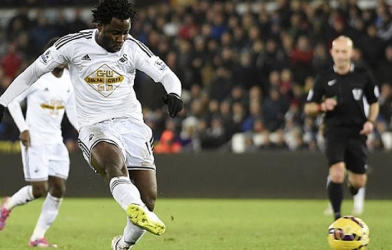 Man City vung 30 triệu bảng mua tiền đạo