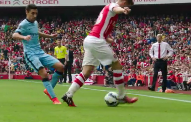 Video clip: Những pha xử lý kỹ thuật của cầu thủ Arsenal năm 2014