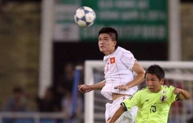 Cầu thủ U19 Việt Nam sẽ đá thay Van Bakel