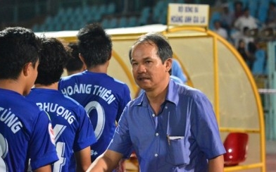 Bầu Đức: Không nên so sánh giữa HAGL với Thể Công