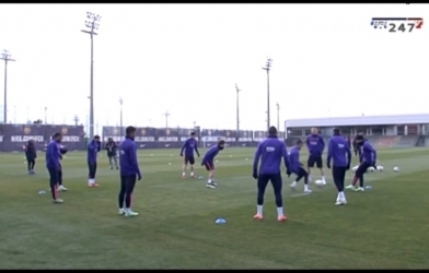 VIDEO: Màn luyện tập đá ma của Barca trước trận gặp Atletico Madrid