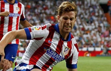 Chửi rủa cảnh sát, sao Atletico trả giá đắt