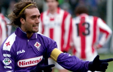 Batistuta: 'Vua sư tử' chỉ yêu màu tím