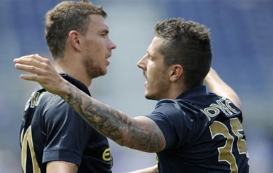 Dzeko hoặc Jovetic mất suất vì Wilfried Bony