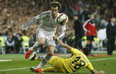 VIDEO: Gareth Bale đã thay đổi, liên tục chuyền cho Ronaldo
