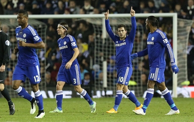 Chelsea gặp vận đen trong giai đoạn nước rút