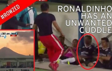 VIDEO: Nhân lúc núi lửa hoạt động, fan cuồng lao vào ôm Ronaldinho