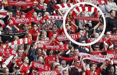 Rooney khen nhầm bức ảnh được chỉnh bằng photoshop