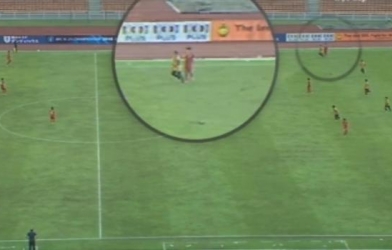 VIDEO: Tình huống đánh nguội của cầu thủ U23 Việt Nam