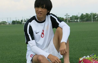 HAGL mất 'cặp đôi vàng' ở hàng tiền vệ trước trận gặp SLNA