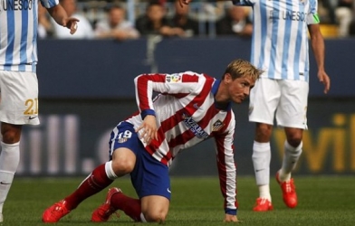 Video clip bàn thắng: Malaga 2-2 Atletico Madrid - Bất phân thắng bại