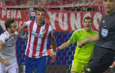 Đã làm rõ cáo buộc Carvajal cắn Mandzukic