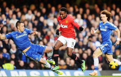 VIDEO: Những pha bóng căng thẳng trong những lần đối đầu giữa Chelsea - MU