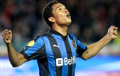 Man Utd đưa Carlos Bacca về thay Radamel Falcao