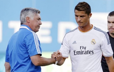 HLV Ancelotti động viên “trò cưng” Ronaldo