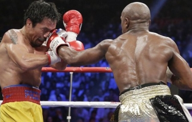 Video boxing: Mayweather thắng Pacquiao ở trận so găng lịch sử