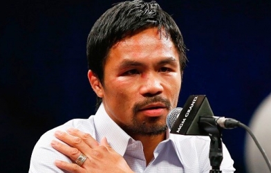 Ông bầu Bob Arum: 'Pacquiao chỉ dùng một tay khi đấu với Mayweather'