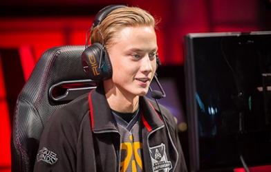 Fnatic vui mừng đón chào sự trở lại của Rekkles