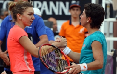 Rome Masters 2015: Halep thua sốc tại bán kết