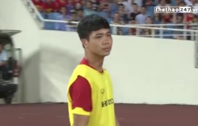 VIDEO: Công Phượng buồn bã vì không được vào sân trận Việt Nam - Triều Tiên