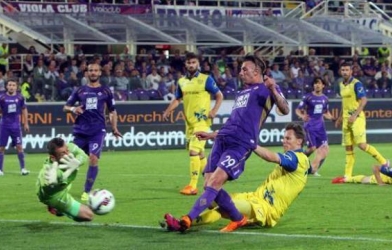 Video clip bàn thắng: Fiorentina 3-0 Chievo (VĐQG Italia 2014/15)