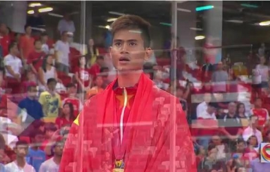 Video SEA Games 28: Lễ trao HCV 1500m nam - Dương Văn Thái