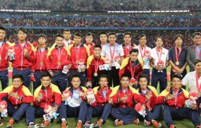 VIDEO: Lễ trao HCĐ cho U23 Việt Nam tại SEA Games 28