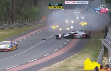 VIDEO: Tai nạn kinh hoàng ở giải đua xe 24 Hours of Le Mans