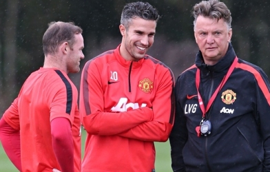 Van Gaal ra điều kiện để Persie được ở lại